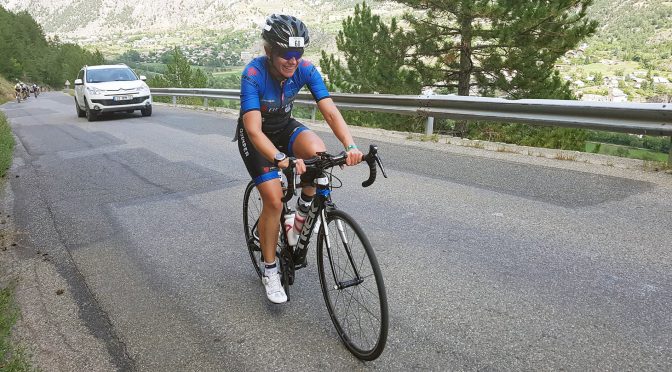 Stéphanie Le Floc’h est finisher de l’Embrunman, L. Benoît et L. Debelhoir se placent sur le M